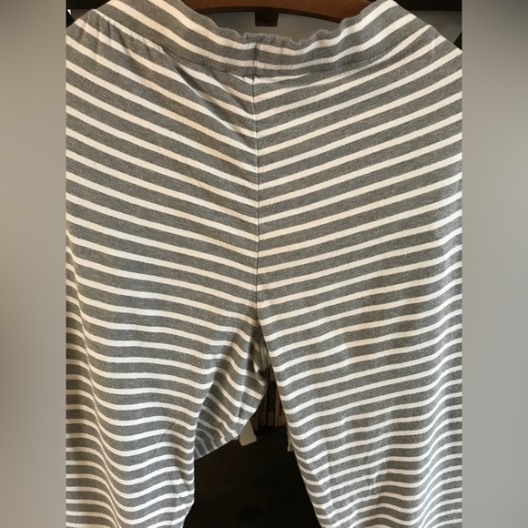 EUC J. Crew Dreamy Grey and White Striped Jogger Lounge Pant with Drawstring M - Picture 8 of 12